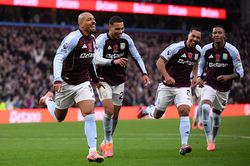 أستون فيلا يقسو على بورنموث في الدوري الإنجليزي