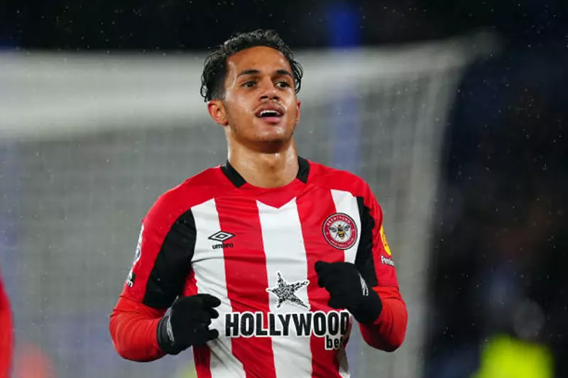 رسميًا.. برينتفورد يعلن إصابة كارفاليو بالصليبي