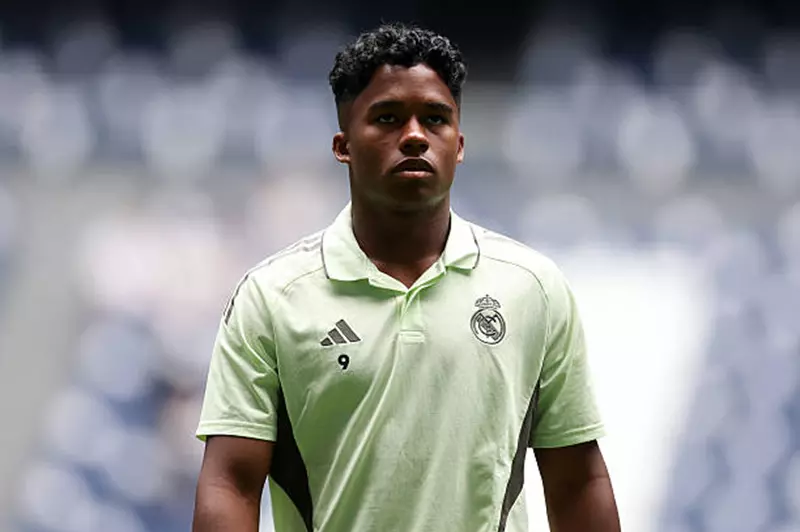 مانشستر يونايتد يتحرك لضم إندريك من ريال مدريد